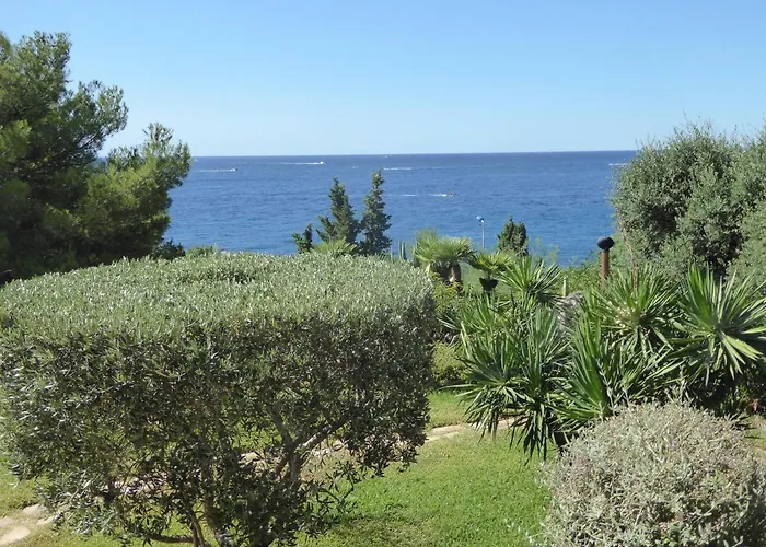 Rifugio Storico Sul Mare Hébergement de vacances *