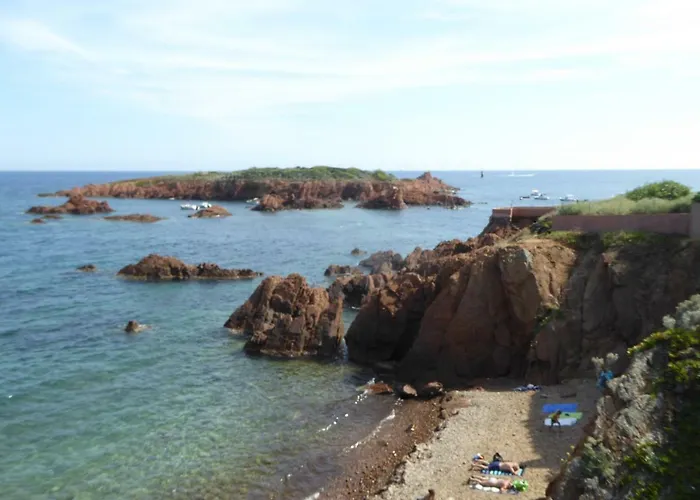 Rifugio Storico Sul Mare Saint-Raphaël