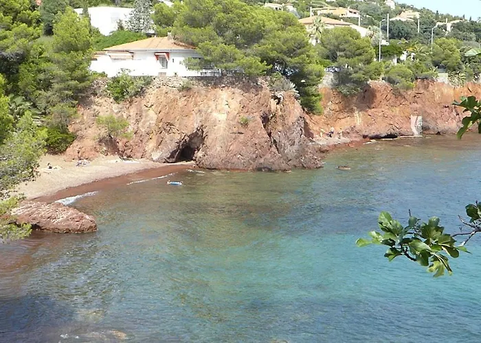 Rifugio Storico Sul Mare